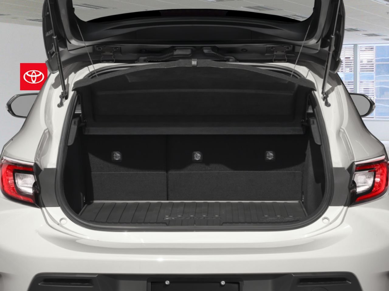 2026 Toyota GR Corolla Incoming Unit Noir Mississauga - photo #10