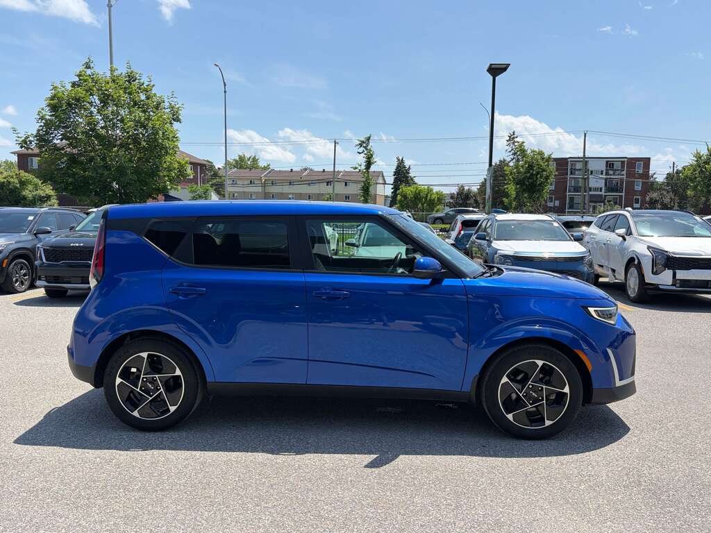 Kia Soul 2023 Bleu Gatineau - photo #6