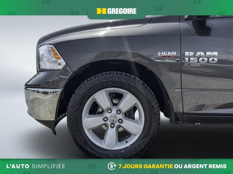 Ram 1500 D26061 | SLT 2023 Gris Laval - photo #29