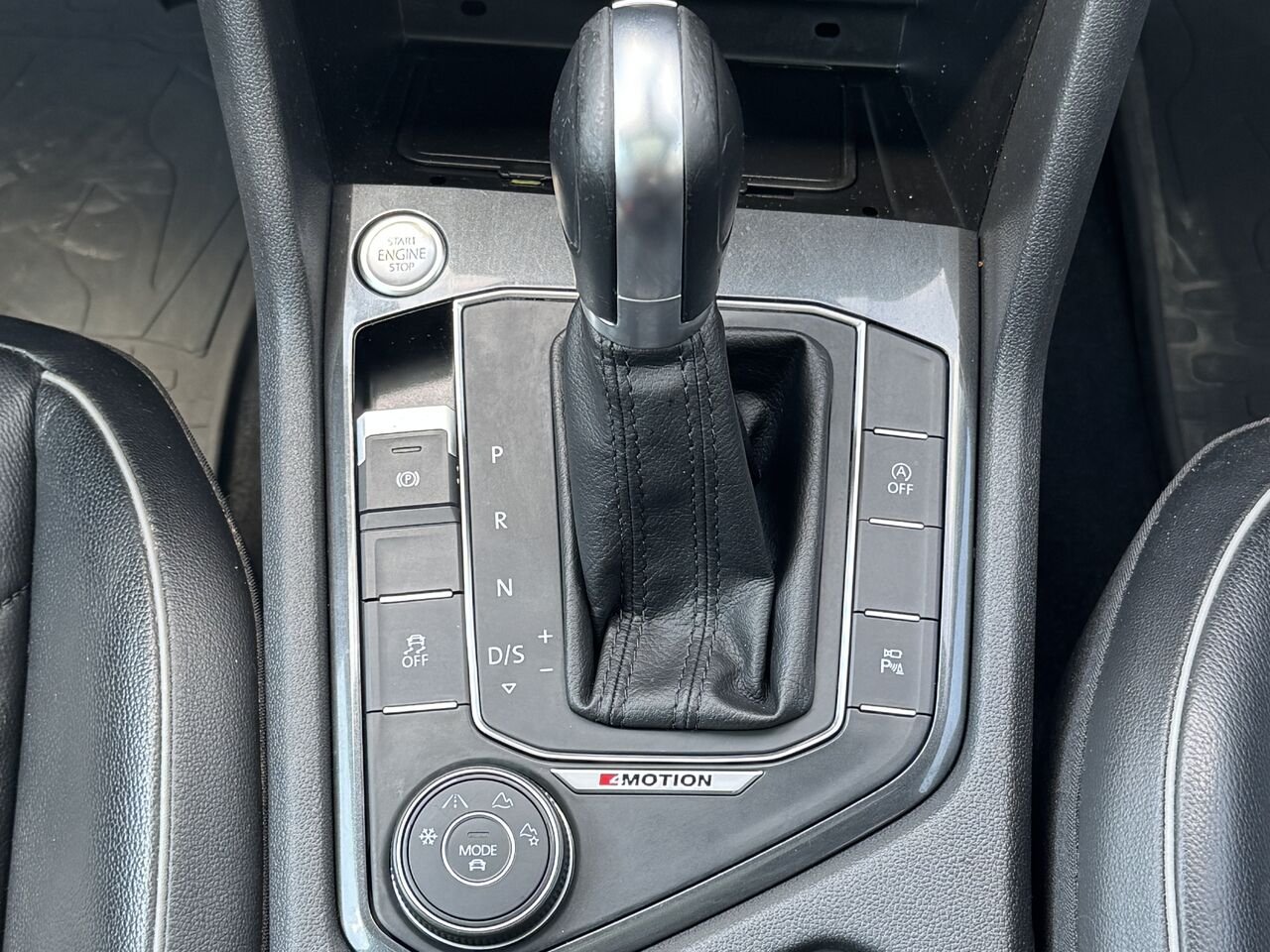 2018 Volkswagen Tiguan Highline Black Granby - photo #24