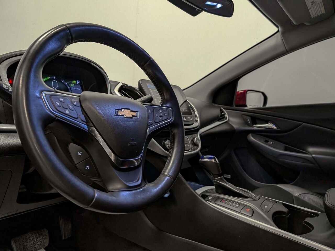 2019 CHEVROLET VOLT LT LT Cuir Bas Kilométrage Red Sherbrooke - photo #11