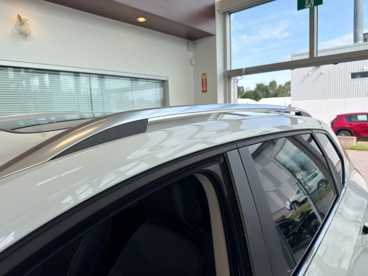 2022 Volkswagen Taos White Notre-Dame-des-Prairies - photo #12
