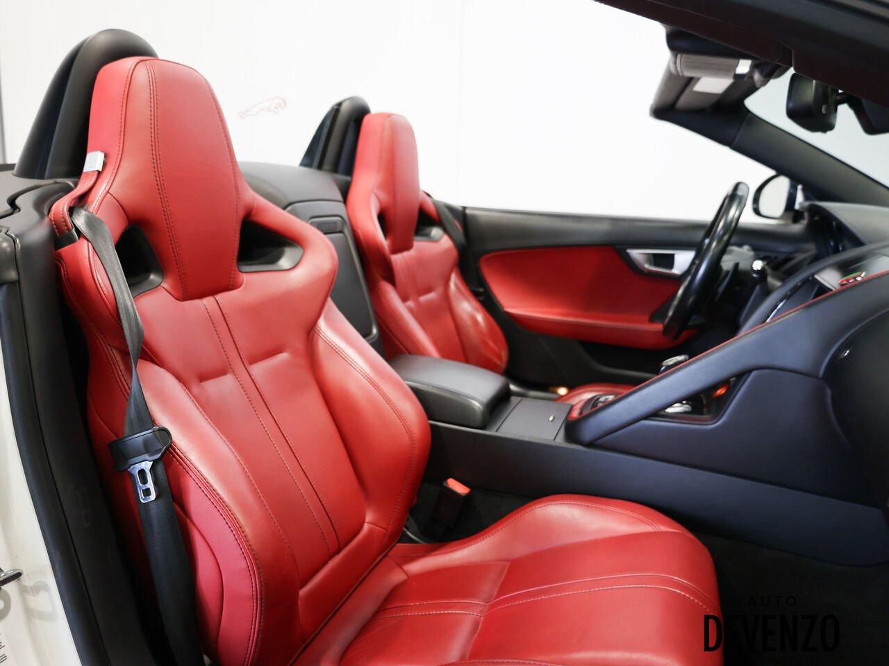 2016 Jaguar F-TYPE White Saint-Eustache - photo #7
