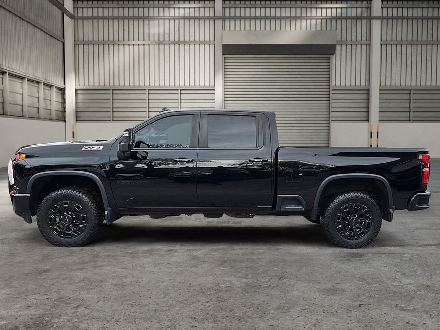 CHEVROLET SILVERADO UNKNOWN 2023 Noir