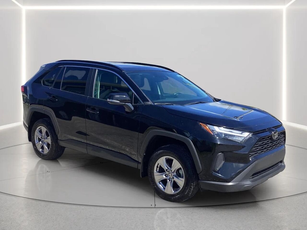 2024 TOYOTA RAV4 XLE Black Gatineau - photo #6