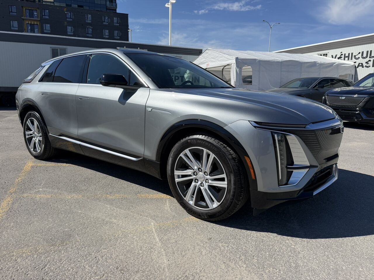 Cadillac LYRIQ Tech FINANCEMENT À PARTIR 0.99% 2024 Gris Laval - photo #0