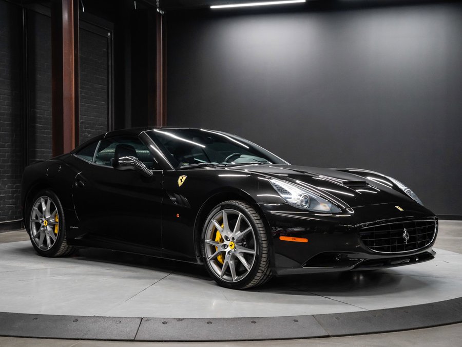 2011 Ferrari California 2011 Black