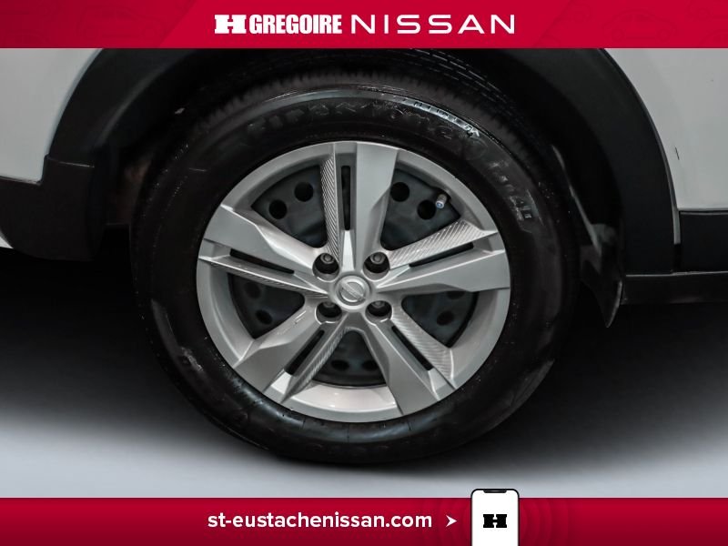 2024 Nissan Kicks White Laval - photo #12