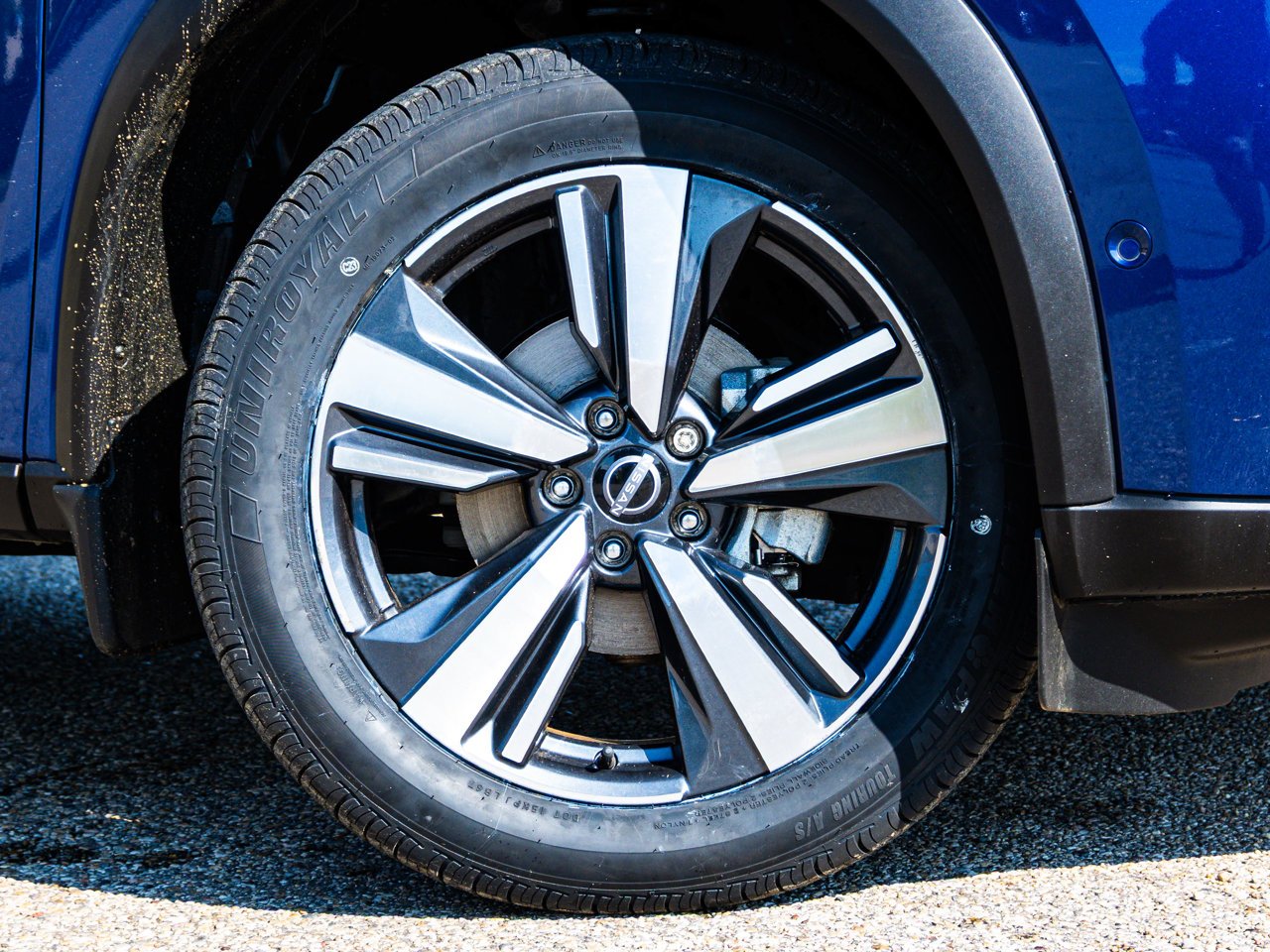 2023 Nissan Rogue AWD Platinum Blue Sherwood Park - photo #4