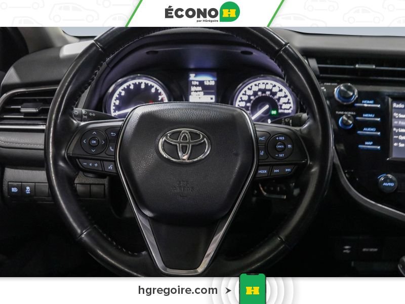 Toyota Camry 2019 Argent Laval - photo #12