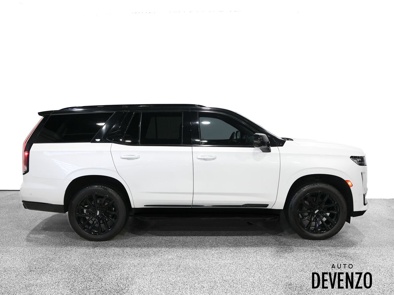 Cadillac Escalade 2022 Blanc Saint-Eustache - photo #1