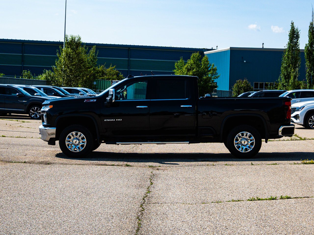 2022 Chevrolet Silverado 2500HD 4WD Crew Cab 159 LTZ Black Sherwood Park - photo #9