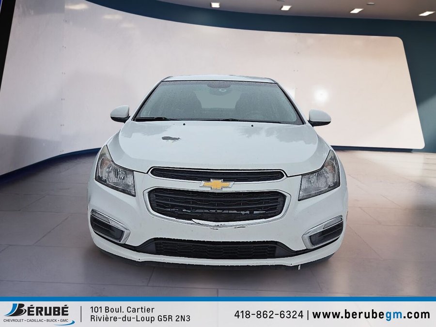 2015 Chevrolet CRUZE 2015 White