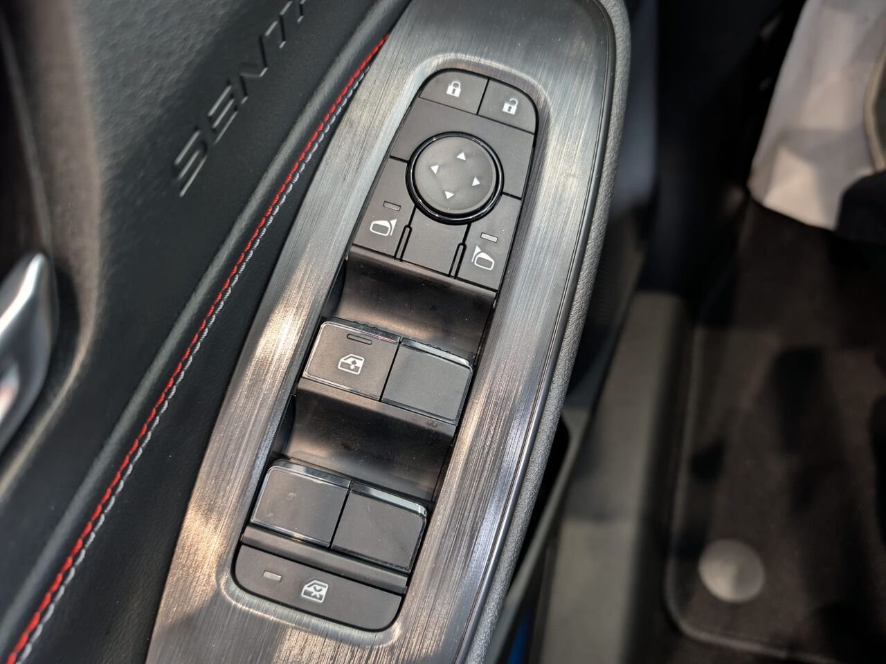 2026 NISSAN Sentra SENTRA SR Bluestone Pearl Metallic Châteauguay - photo #21