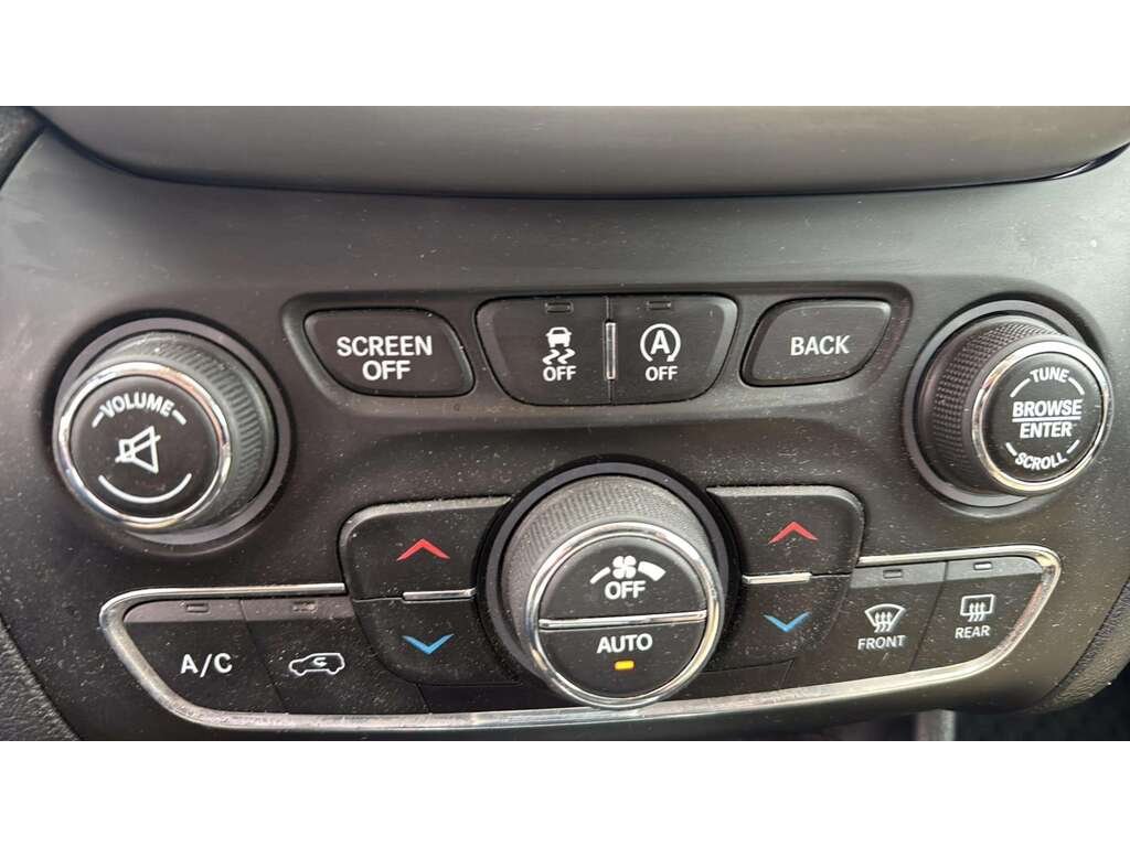 Jeep Cherokee 2016 Rouge Gatineau - photo #13