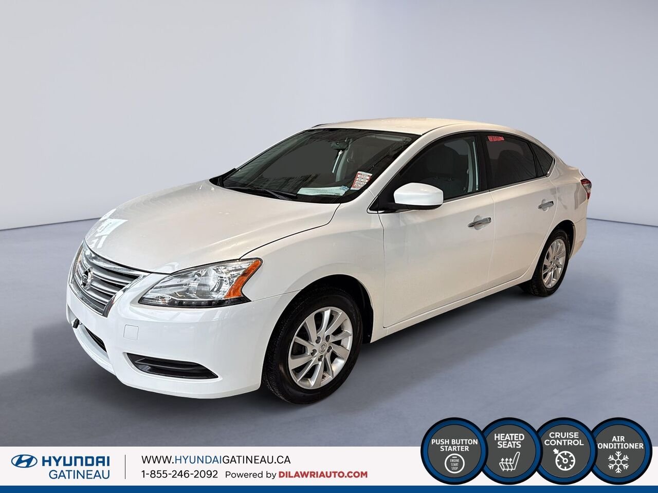 Nissan Sentra Berline 4 portes ** air climatiser ,sieges chauffant ,bas millage *** 2015 Blanc Ottawa & Gatineau - photo #0