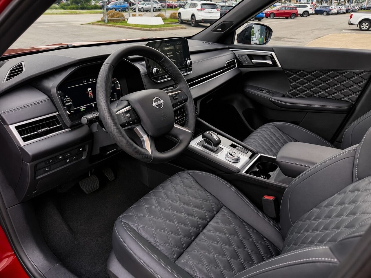 2026 NISSAN Rogue Plug-In Hybrid ROGUE PHEV PLATINE Royal Red Châteauguay - photo #9