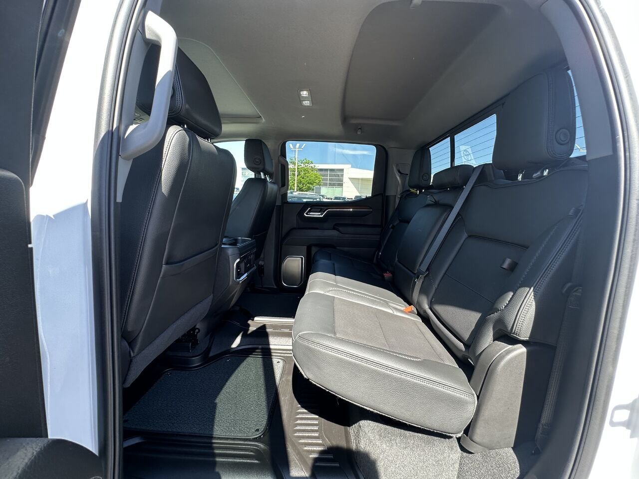 2025 GMC SIERRA K1500 DENALI Denali cabine multiplace 4RM 157 po White Gatineau - photo #16