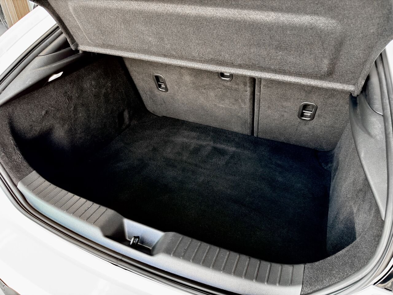 2024 MAZDA MAZDA3 SPORT GX White Notre-Dame-des-Prairies - photo #12
