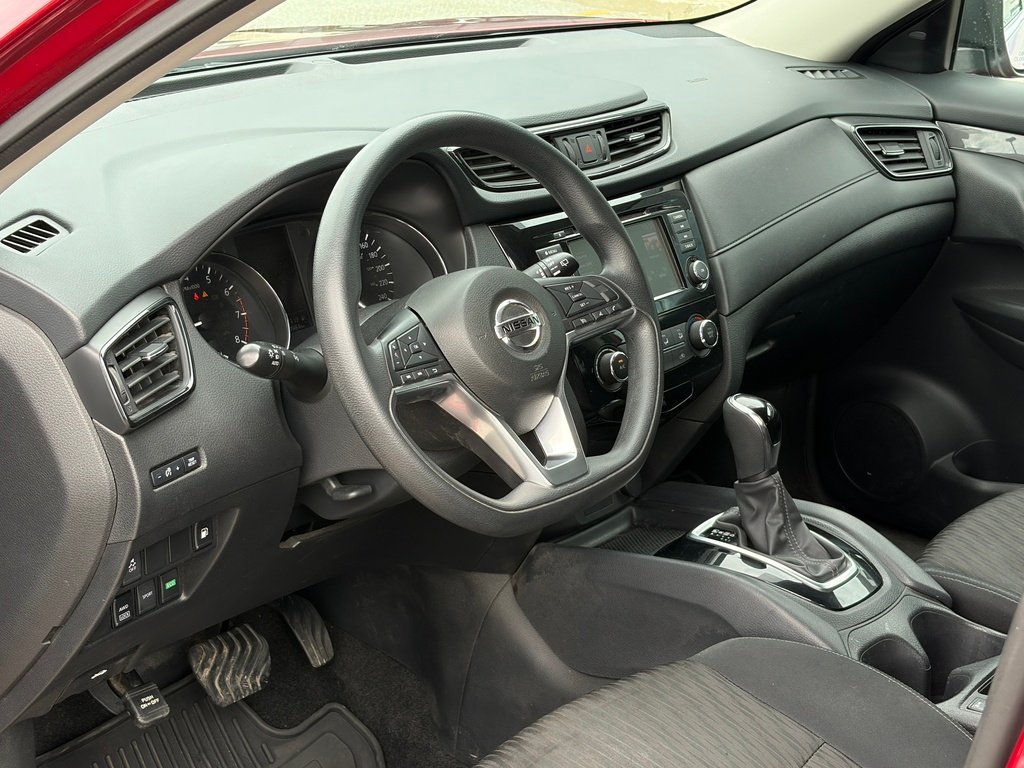 2018 Nissan Rogue Red Gatineau - photo #11
