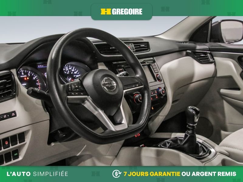 2020 Nissan Qashqai Blue Laval - photo #11