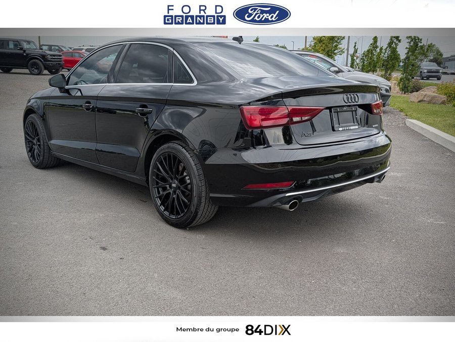 Audi A3 berline Komfort 45 TFSI quattro 2019 Noir