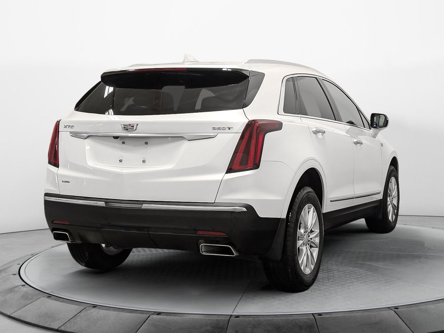 CADILLAC XT5 STANDARD Luxury Volant et Sièges Chauffant Bas Kilométrage 2024 Blanc