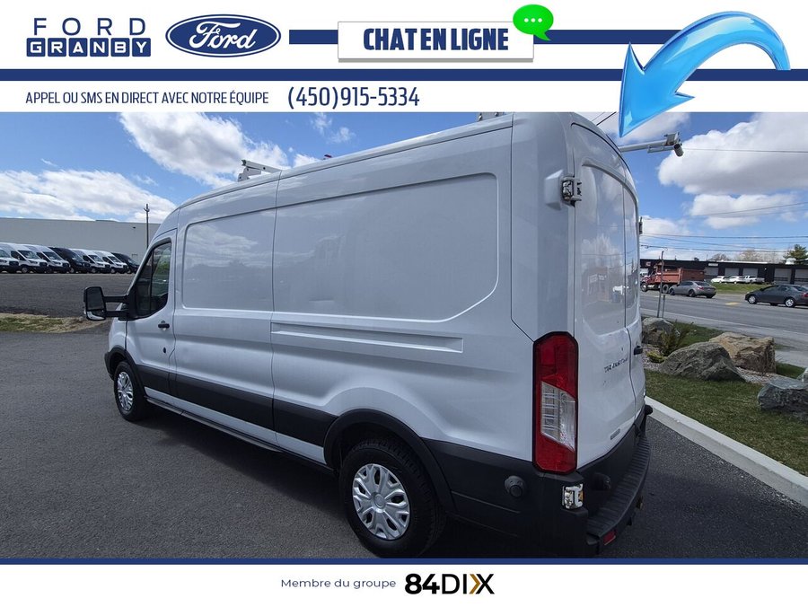 Ford Transit fourgon utilitaire T-350 toit moyen 148 po PNBV de 9 500 lb porte coulissante côté passager 2015 Blanc