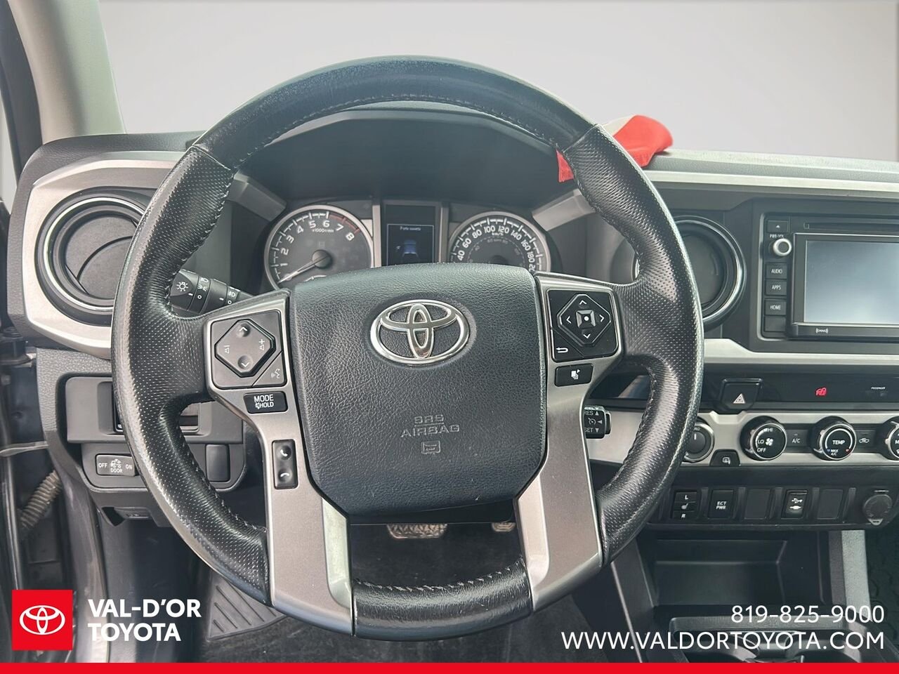 Toyota Tacoma SR5 Double Cab V6 4RM BA 2017 Gris Val-d'Or - photo #10
