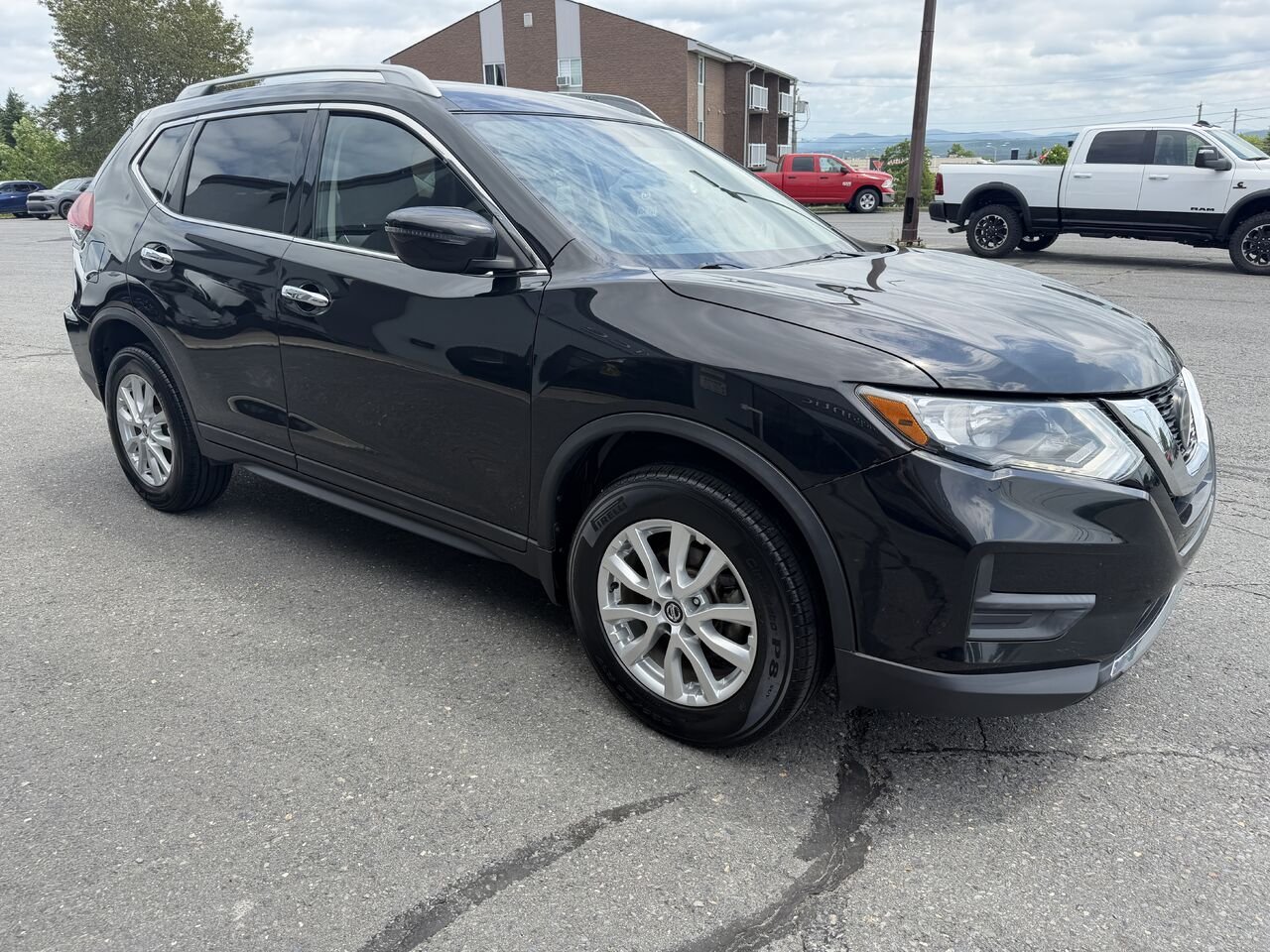 2019 Nissan Rogue Black Lac Mégantic - photo #6