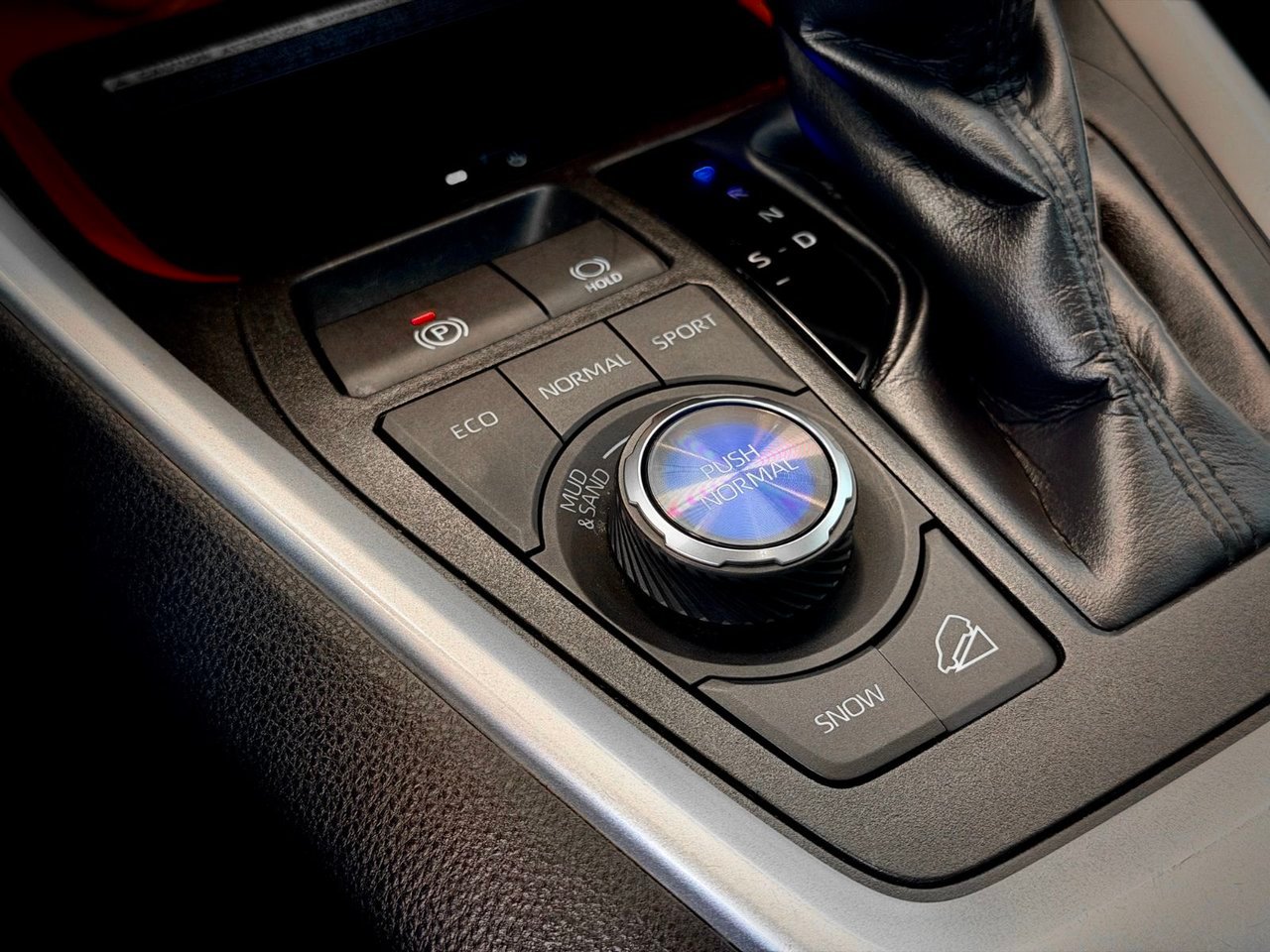 2020 Toyota RAV4 gray Notre-Dame-des-Prairies - photo #33