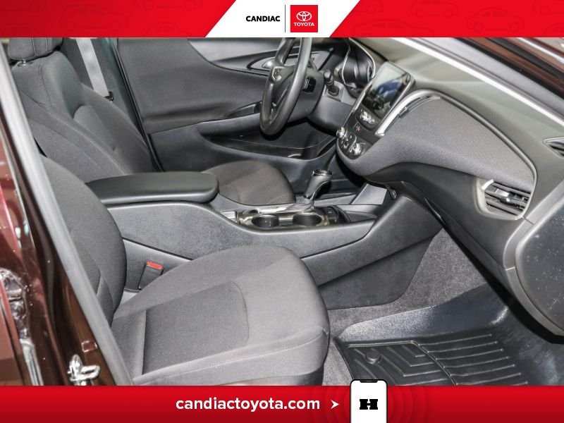 Chevrolet Malibu TA03801 | LS - TRES BAS KM - VERY NICE - A/C 2020 mauve Laval - photo #17