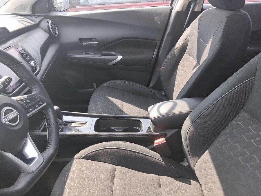 Nissan KICKS PLAY SV TA 2025 2025 Gris