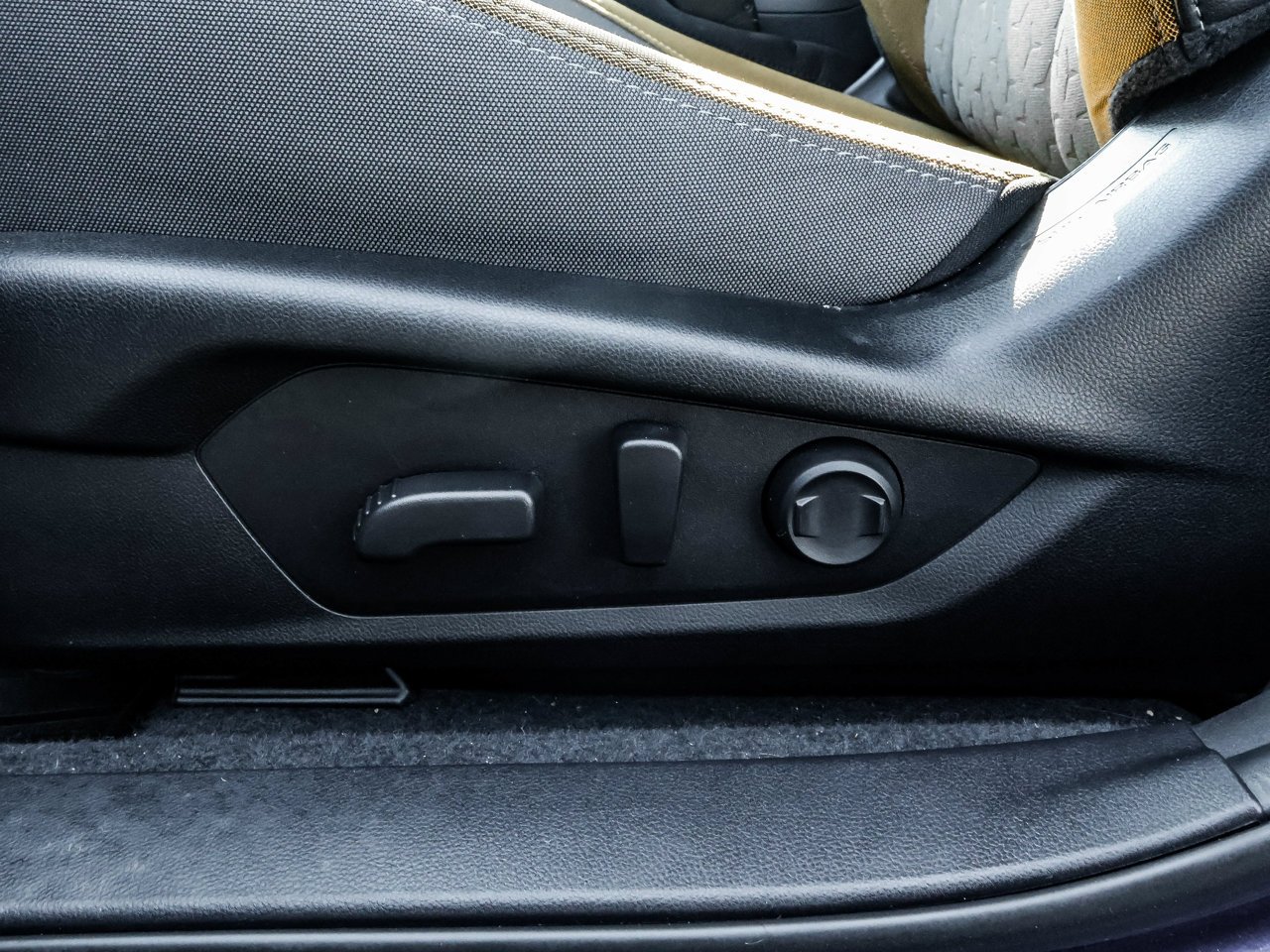 2024 Subaru Crosstrek Onyx AWD Sapphire Blue Pearl Sherwood Park - photo #19