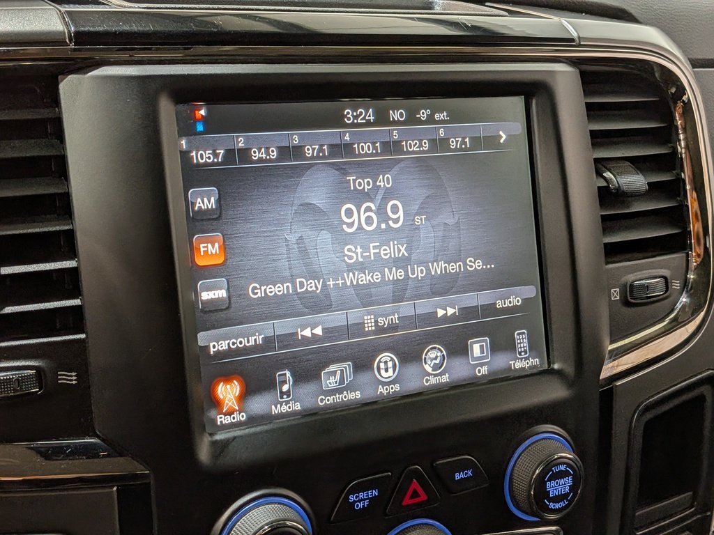2017 Ram 1500 4WD Quad Cab 140.5" Sport Blue Val-David - photo #17