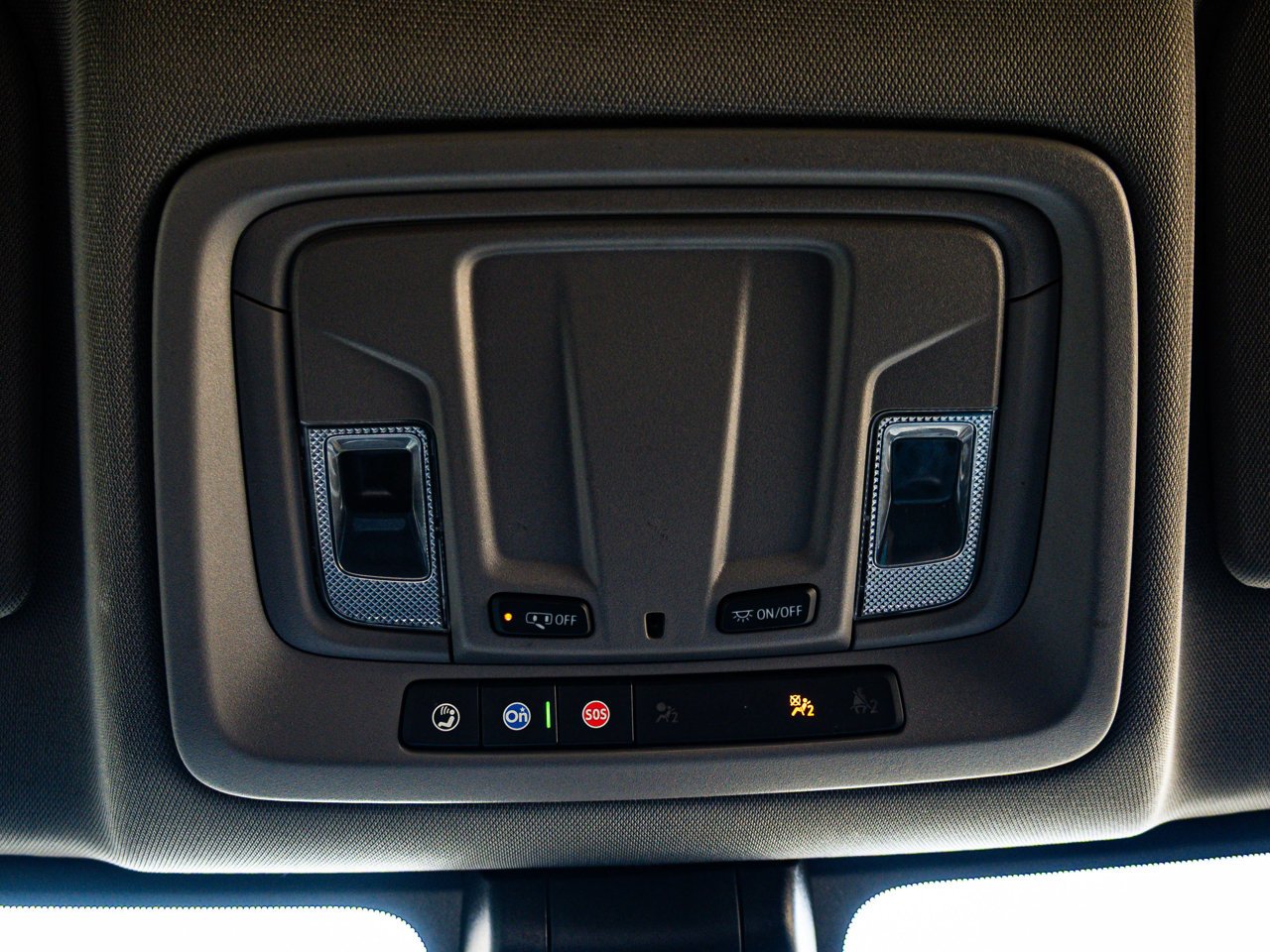 2022 Chevrolet Silverado 2500HD 4WD Crew Cab 159 Custom Black Sherwood Park - photo #21