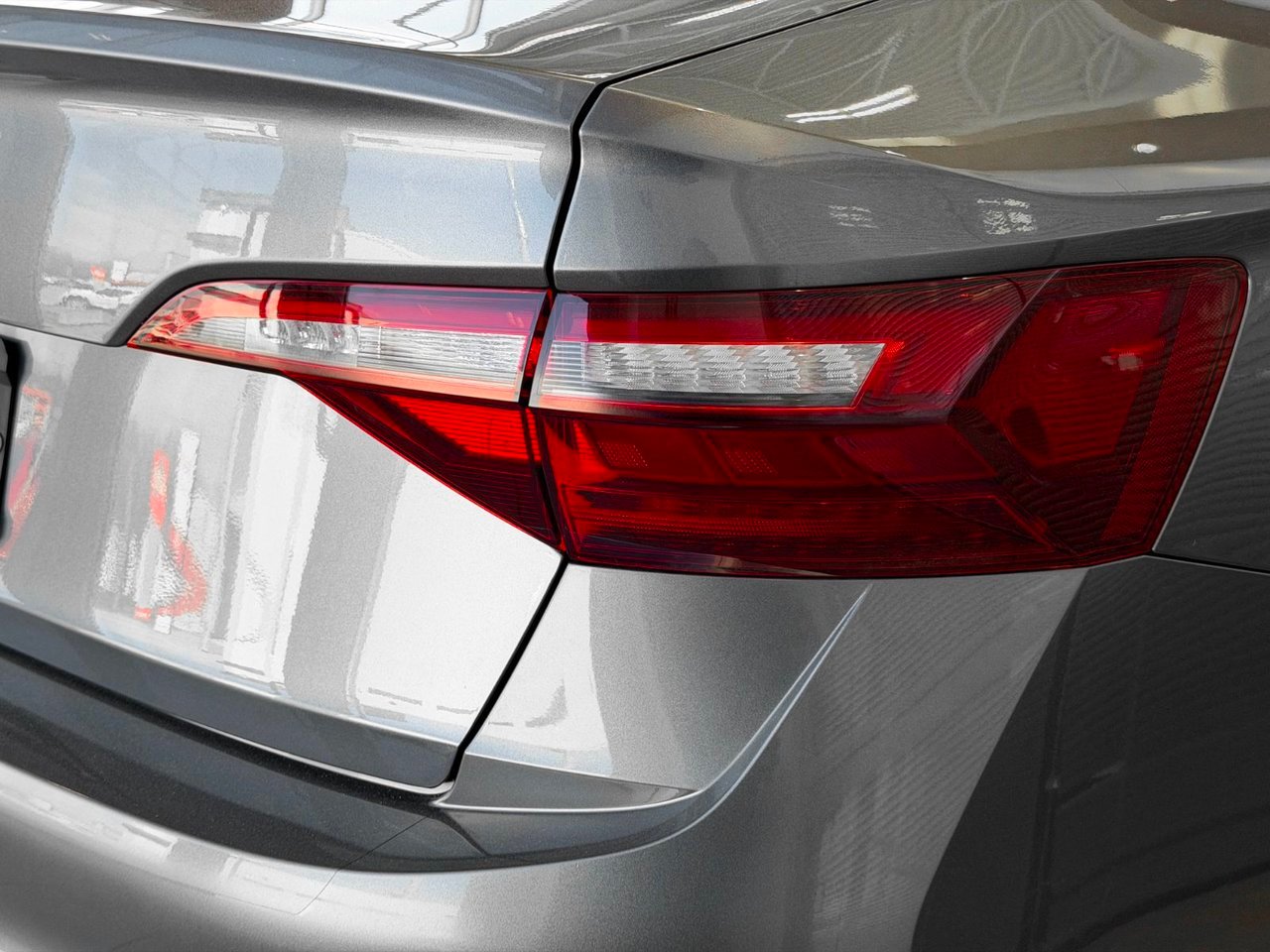 Volkswagen Jetta 2022 Gris Notre-Dame-des-Prairies - photo #11