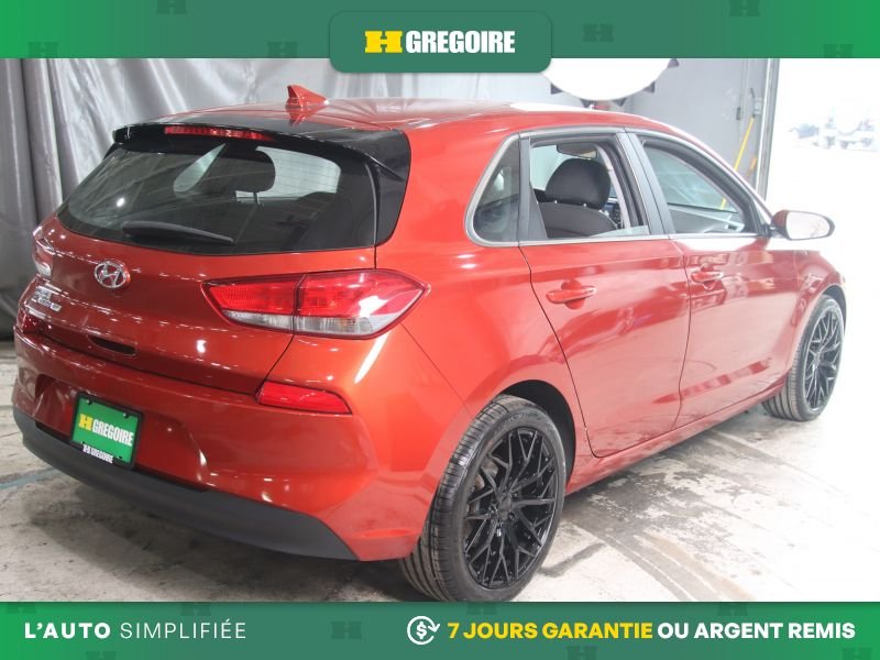 2020 Hyundai Elantra Red Laval - photo #7