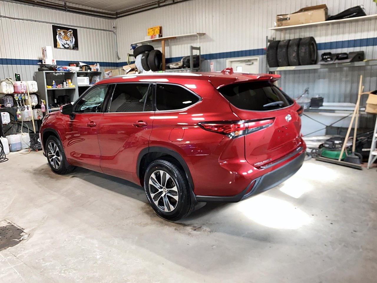 Toyota Highlander NIV 5TDGZRBH8LS055258 2020 Rouge Chicoutimi - photo #3
