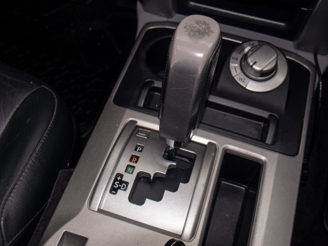 2013 Toyota 4Runner 4WD 4dr V6 SR5 Black Sherwood Park - photo #31