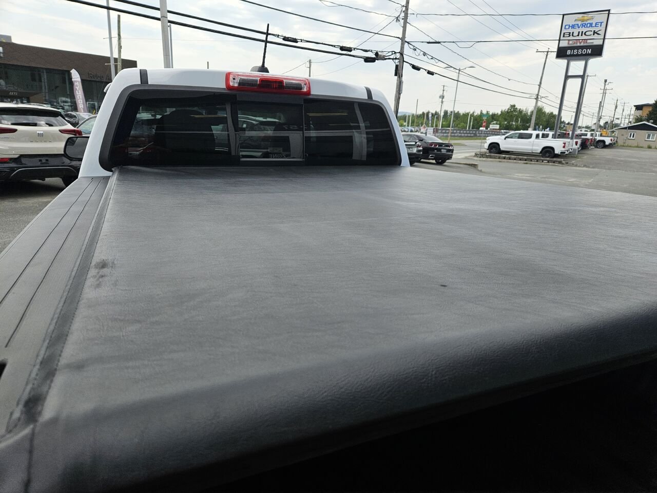GMC Canyon AT4 cabine multiplace 4RM 141 po avec tissu 2022 Blanc Thetford Mines - photo #19