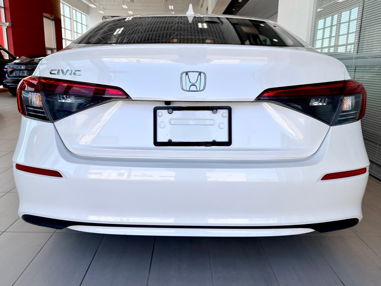 Honda Civic Sedan 2023 Blanc Notre-Dame-des-Prairies - photo #9