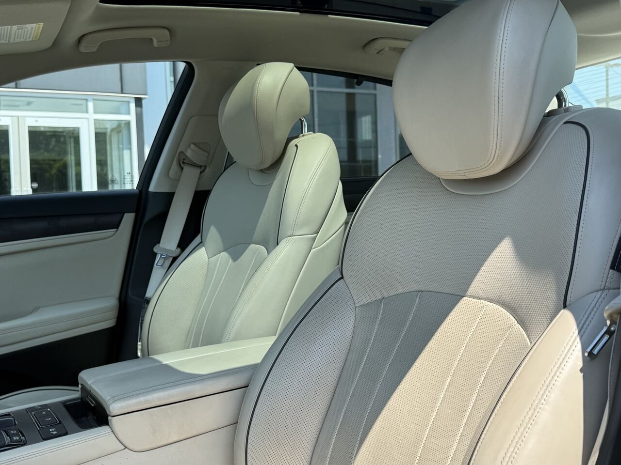 Hyundai Genesis 3.8 2016 Gris Granby - photo #11