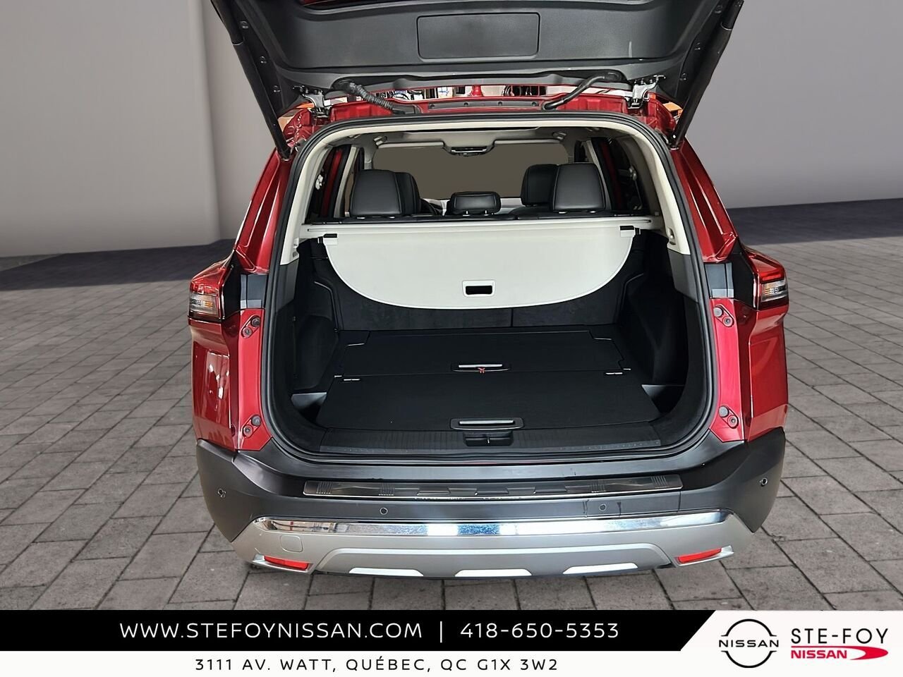 2023 Nissan Rogue Red Ste-Foy - photo #5