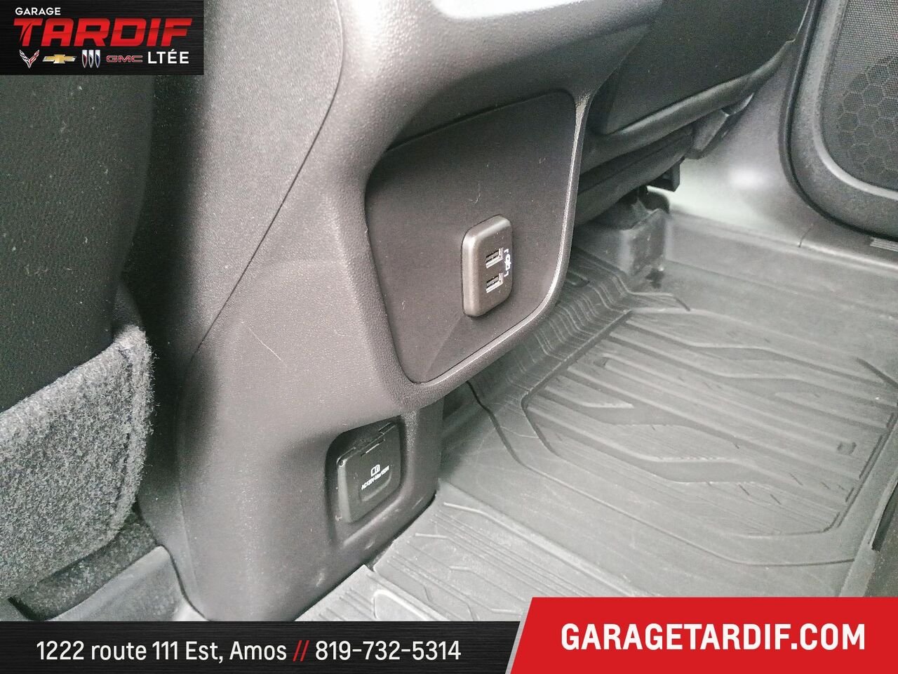 2024 GMC Terrain SLT AWD Red Mont-Laurier - photo #12