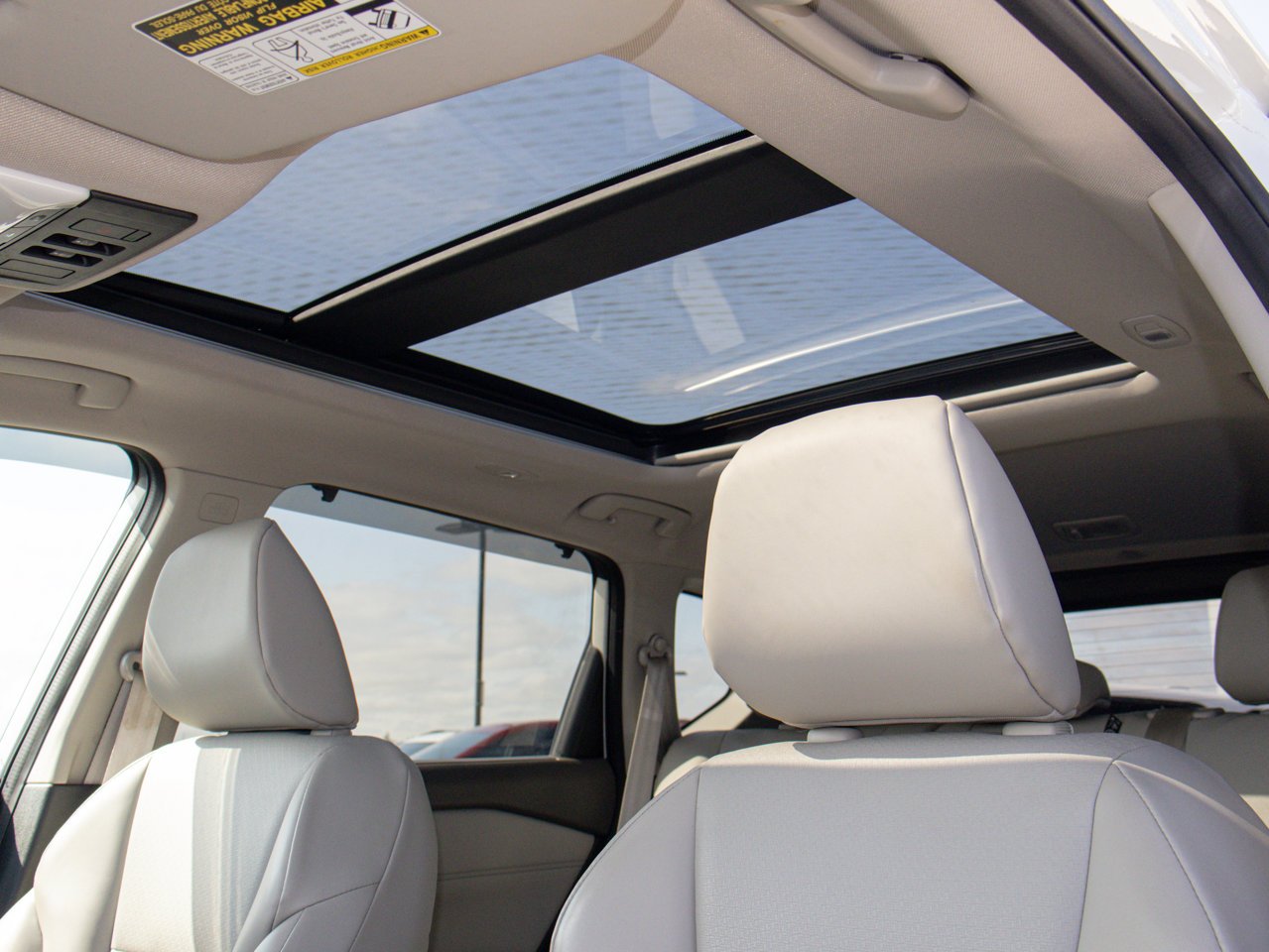 2021 Nissan Rogue AWD SV White Sherwood Park - photo #18