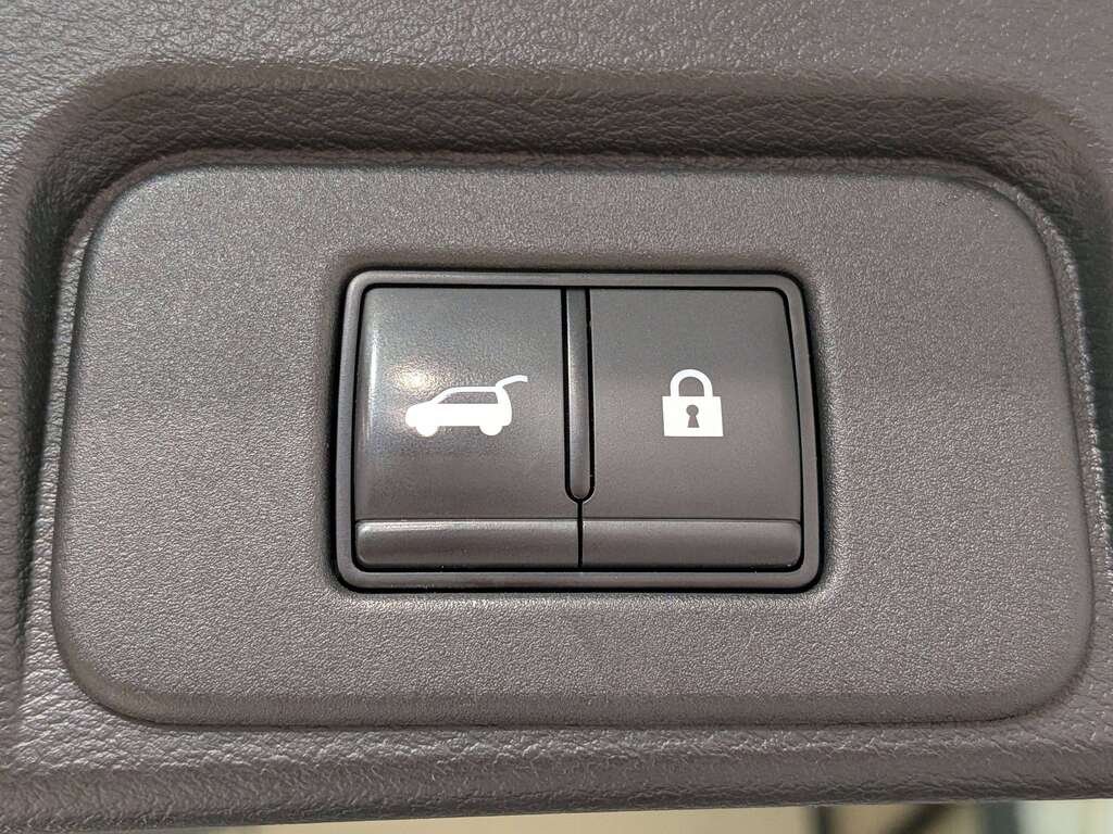 2024 Nissan Rogue AWD S White Val-David - photo #9