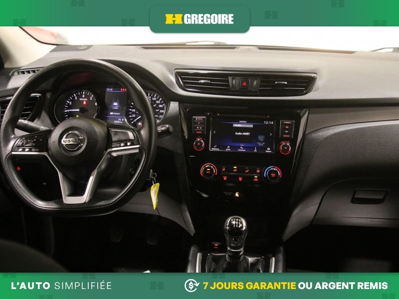 Nissan Qashqai 822289 | S FWD MANUEL AC GR ELECT CAM RECUL BLEUTOOTH 2020 Gris Laval - photo #17