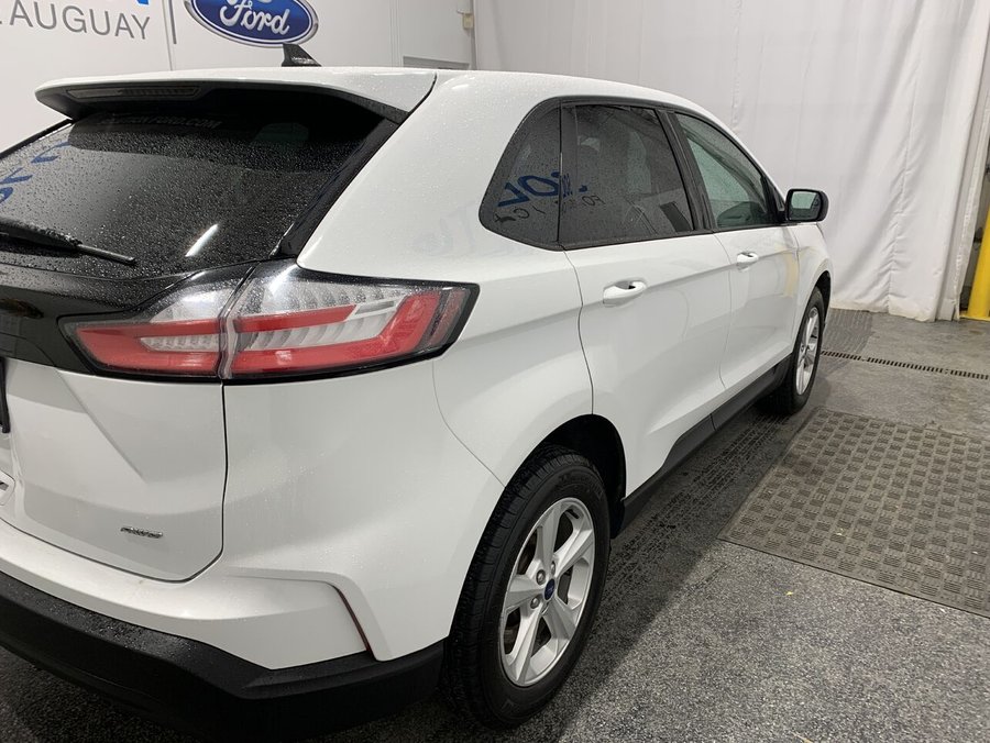 2022 Ford Edge SE AWD 2022 White