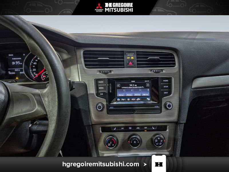 2017 Volkswagen Golf Black Blainville - photo #24